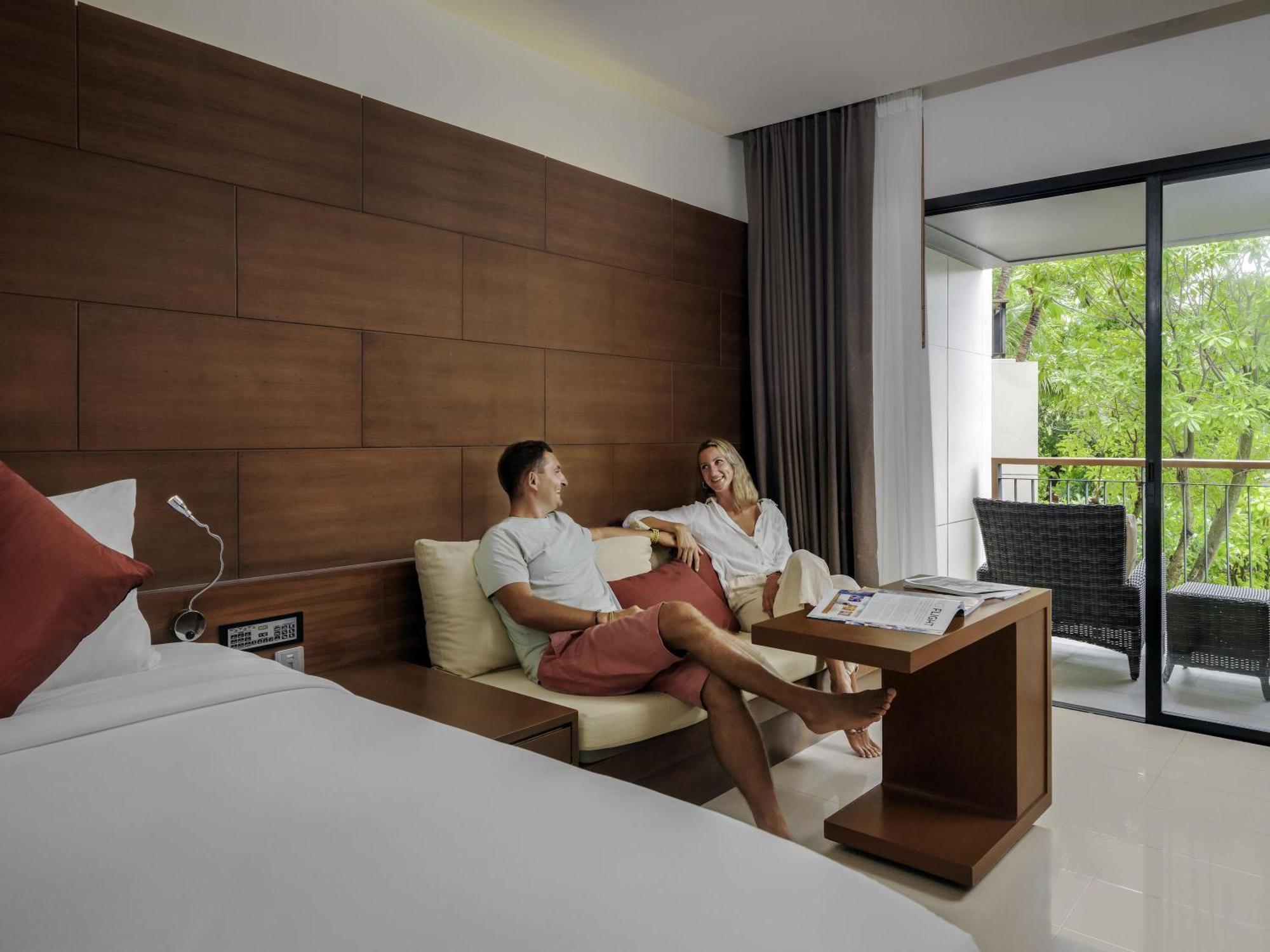 Habitación Superior con balcón y vistas al jardín - 1 cama extragrande