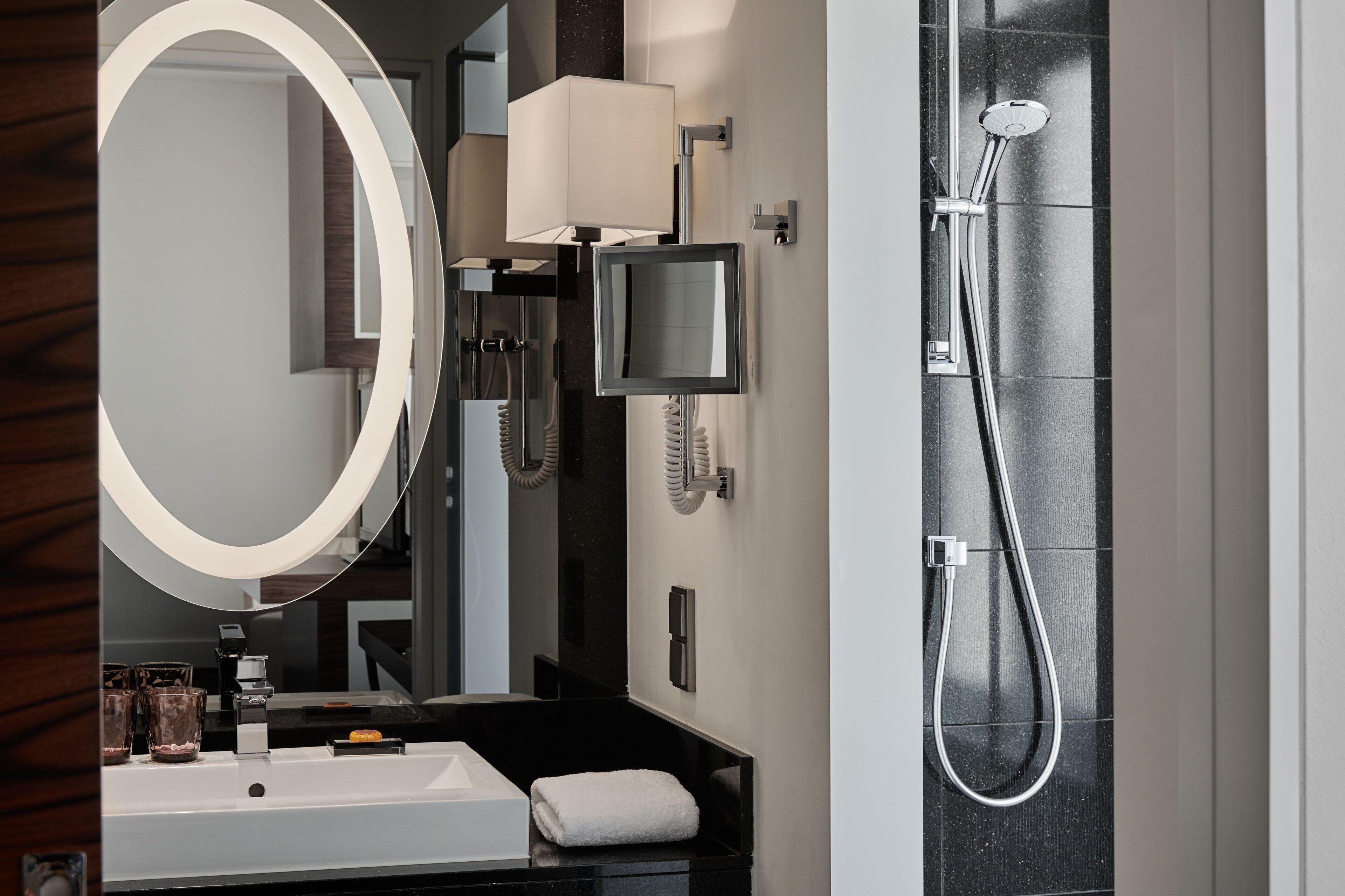 Deluxe Room 1 King