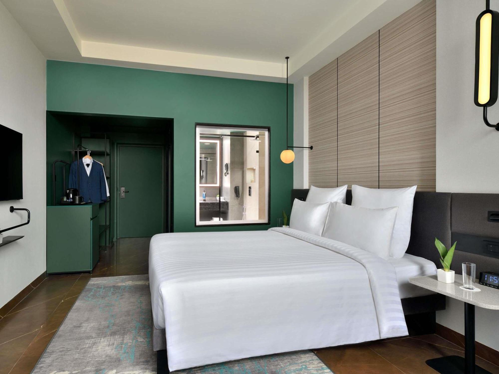 Superior King Room with Cazri View: 10% Discount on Food & Beverage | 20% Discount on One Spa | Complimentary Welcome Drink | Happy Hours Offer - Buy 2 Get 1 Free on Alcoholic Beverages and Soft Beverages