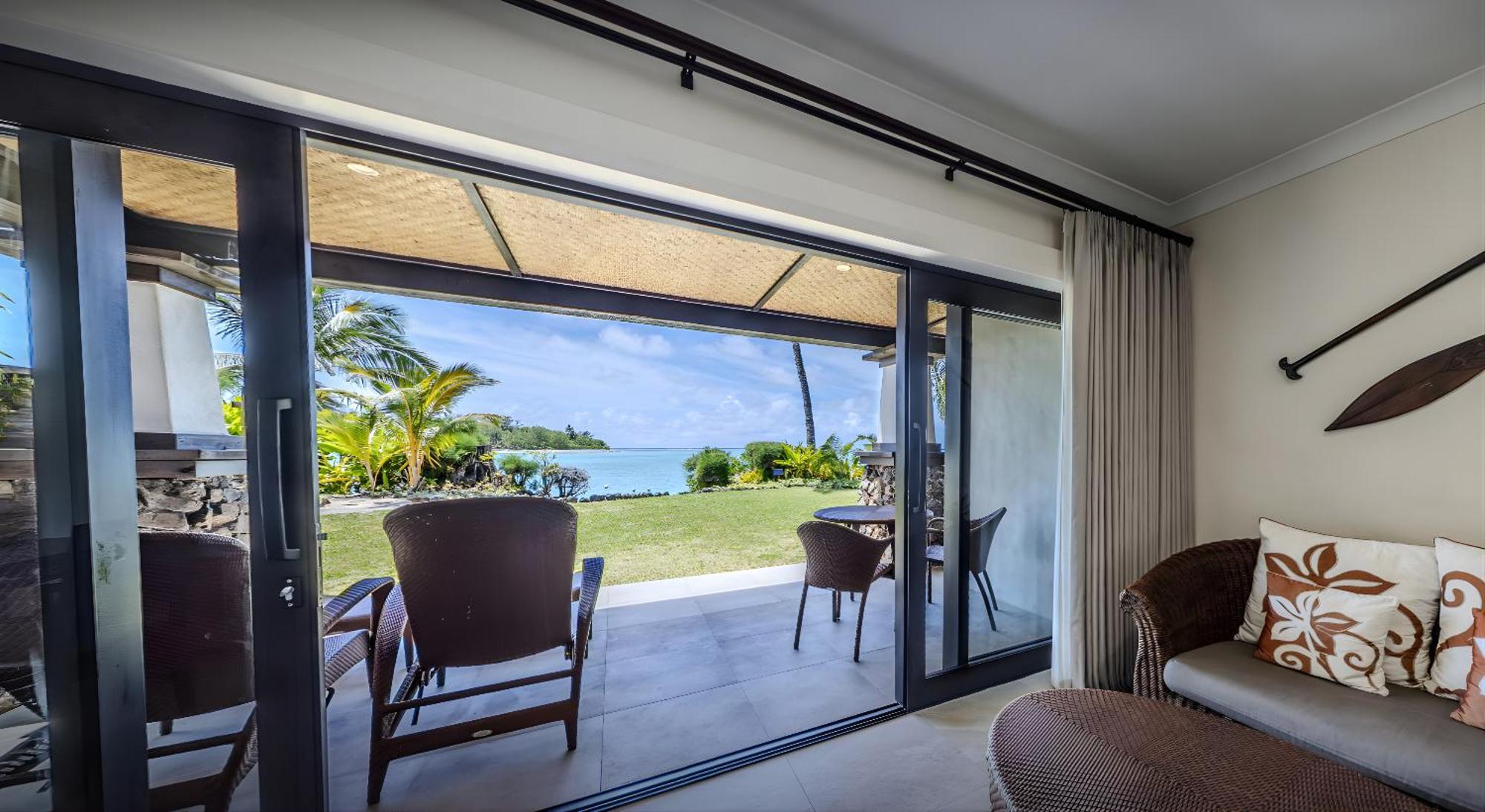 Premium Beachfront Suite