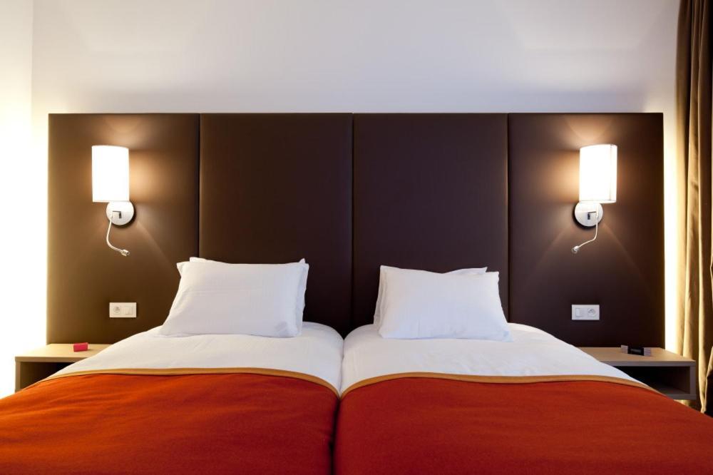 Twin Room with Balcony