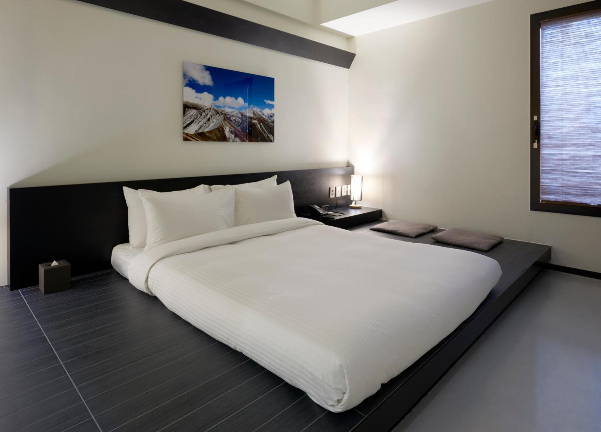 Standard Latex Double Room