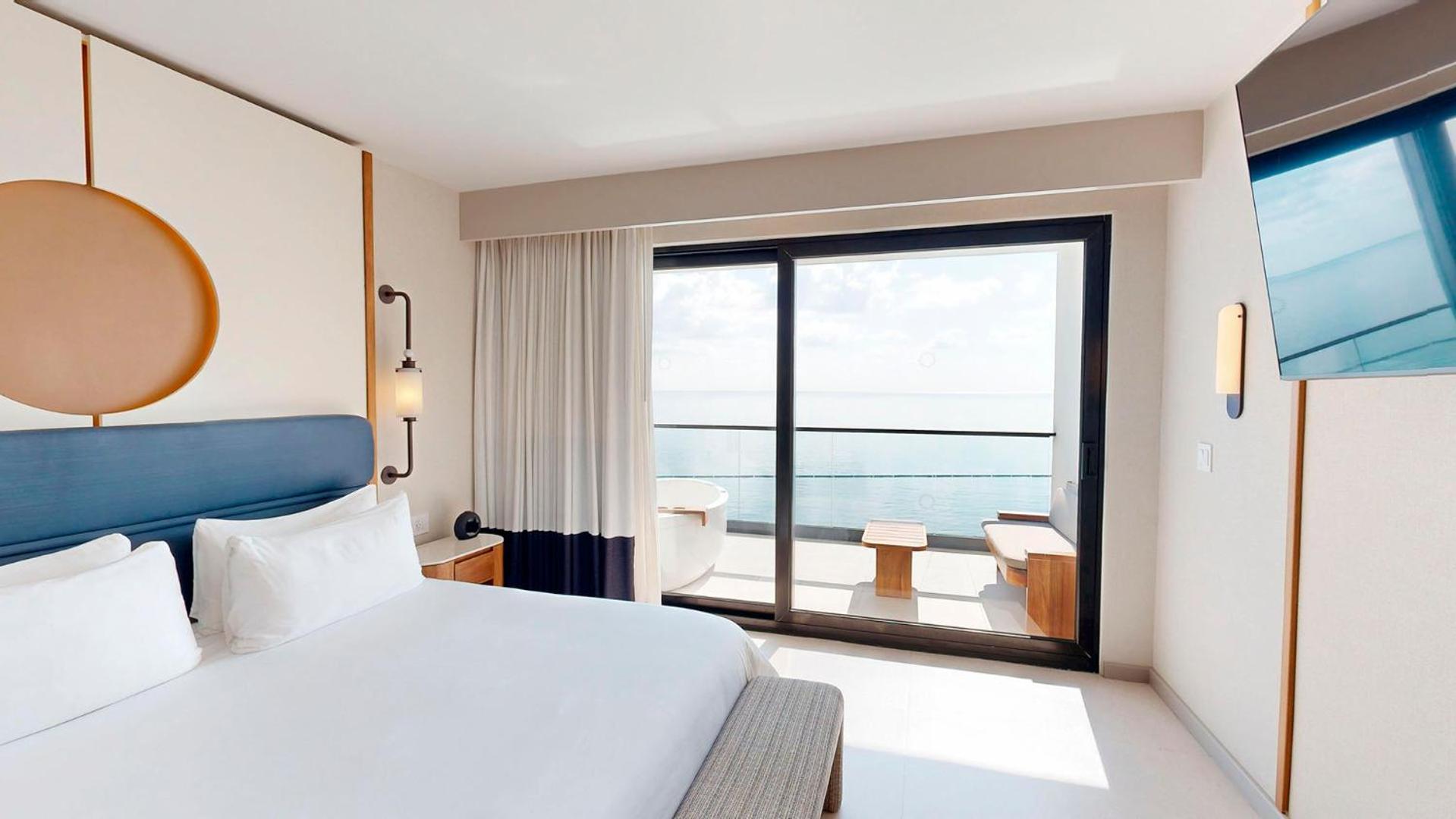 Oceanfront King