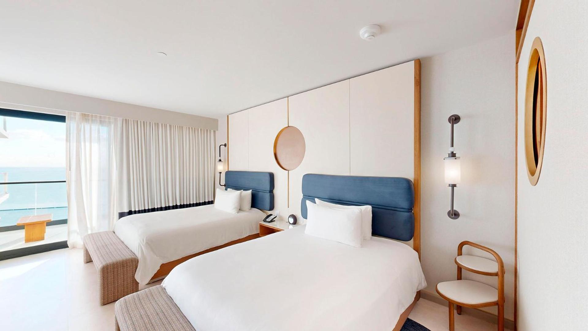 Oceanfront Two Queen Beds