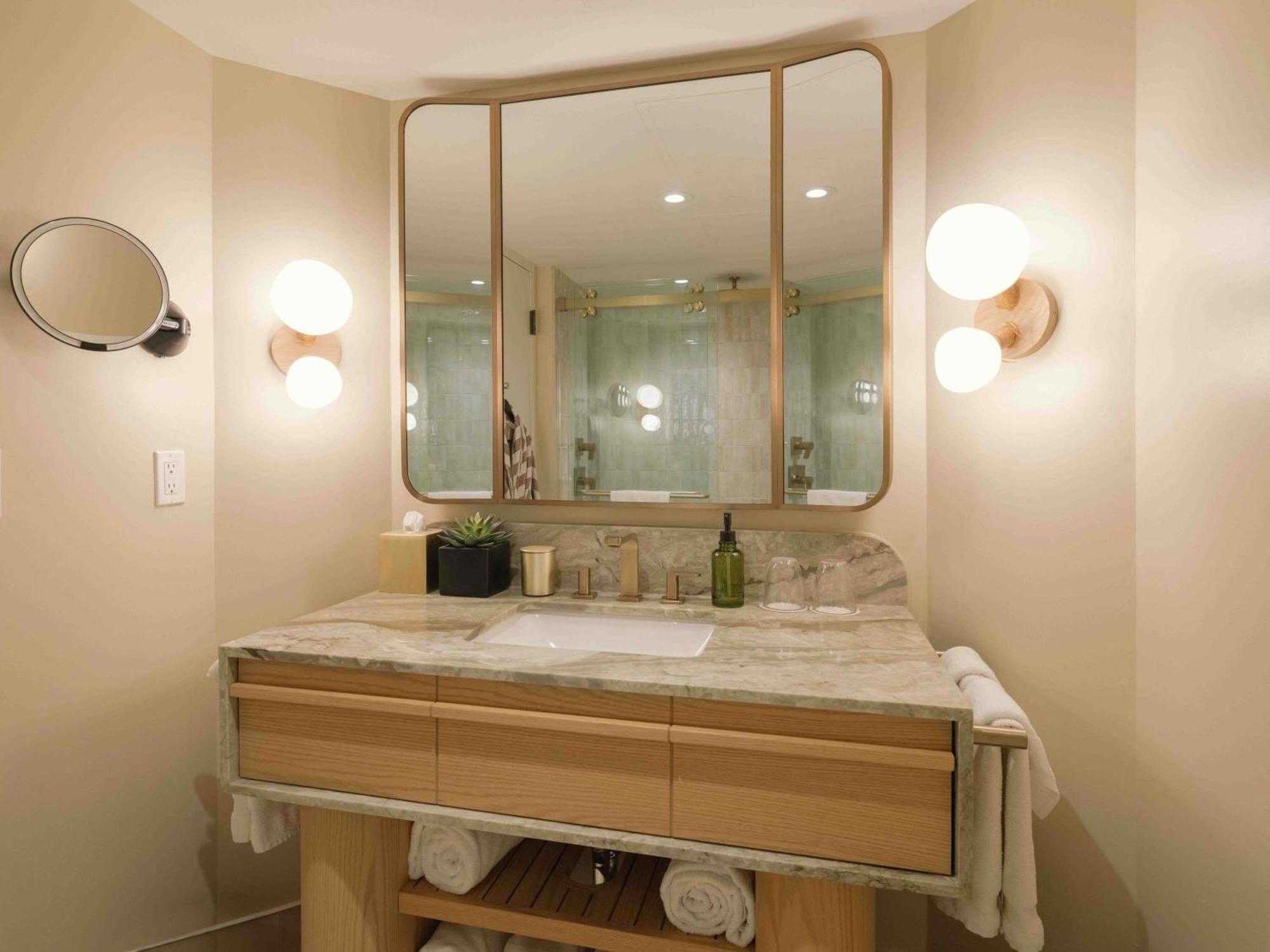 Classic Room Two Queen Beds