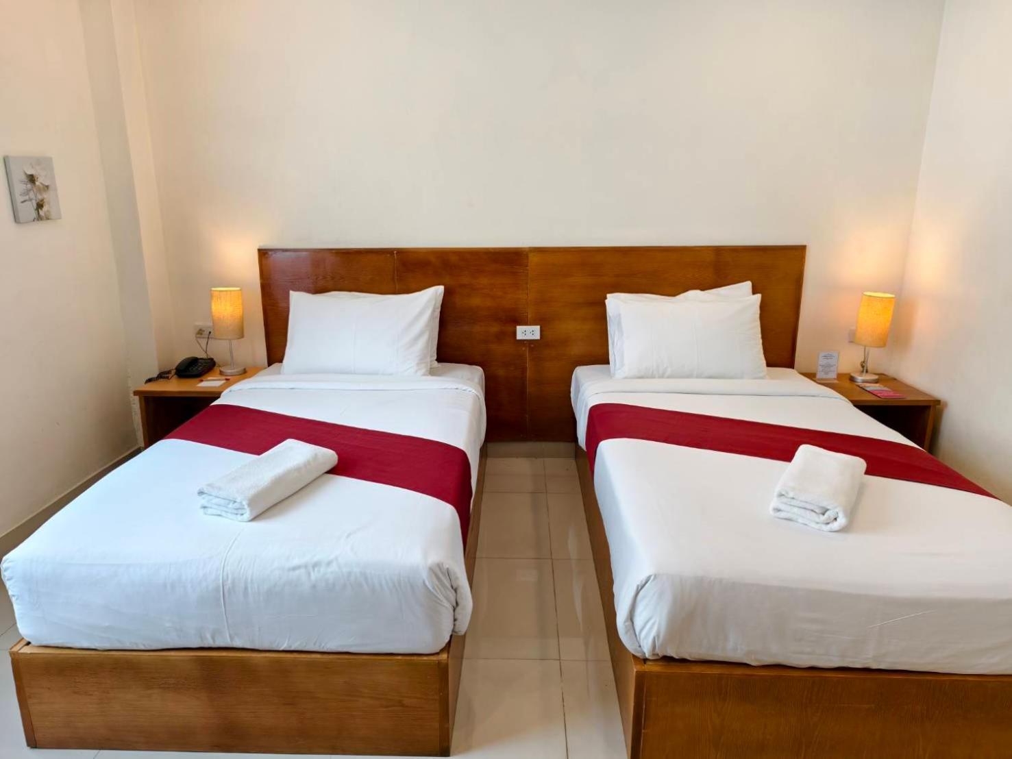 Deluxe Twin Room