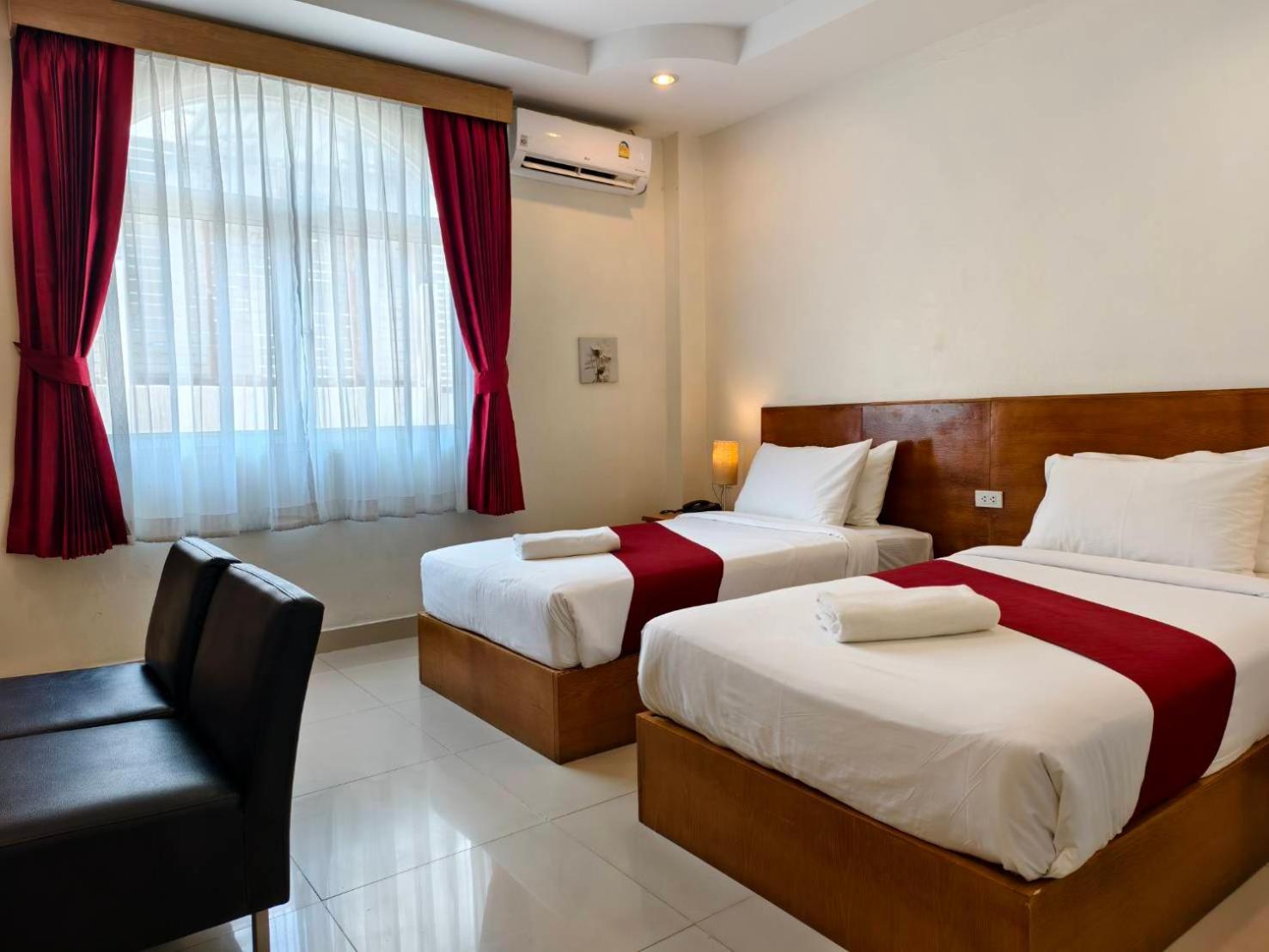 Deluxe Twin Room