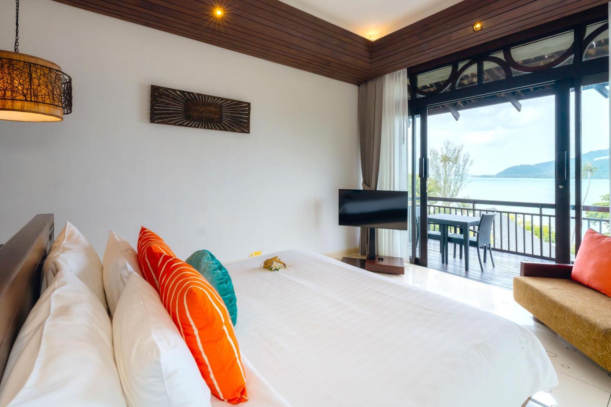 Deluxe Villa Sea View