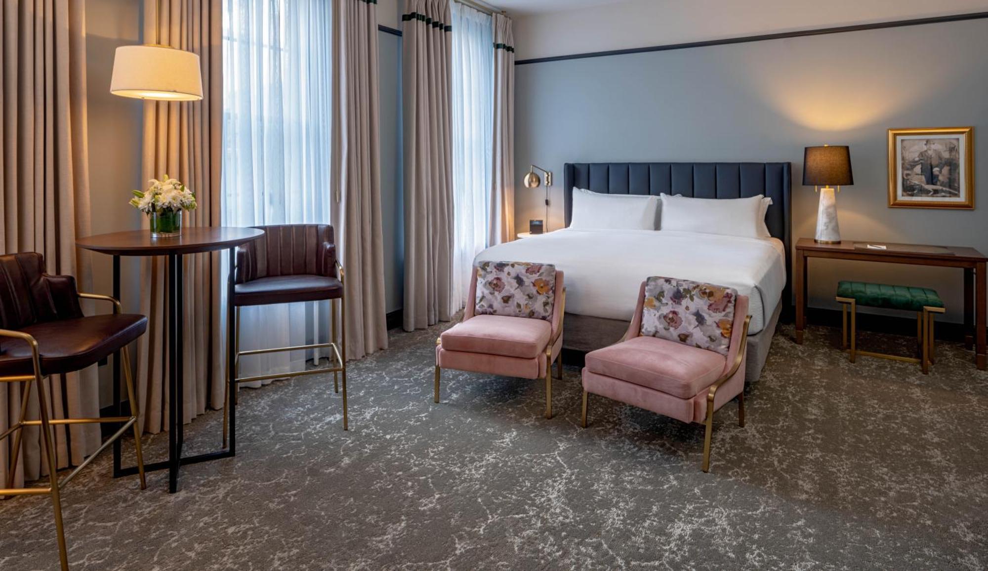Deluxe King Room
