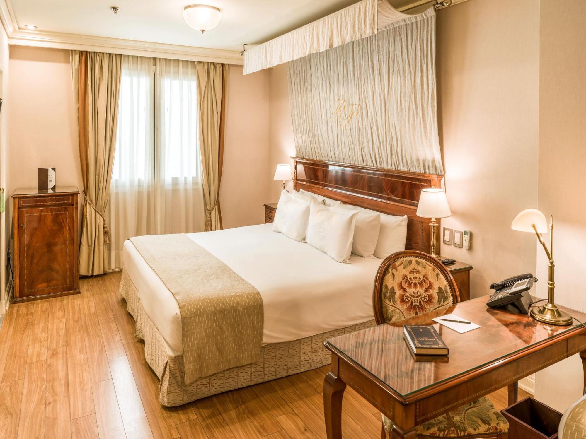 Chambre Lit King-Size Melia