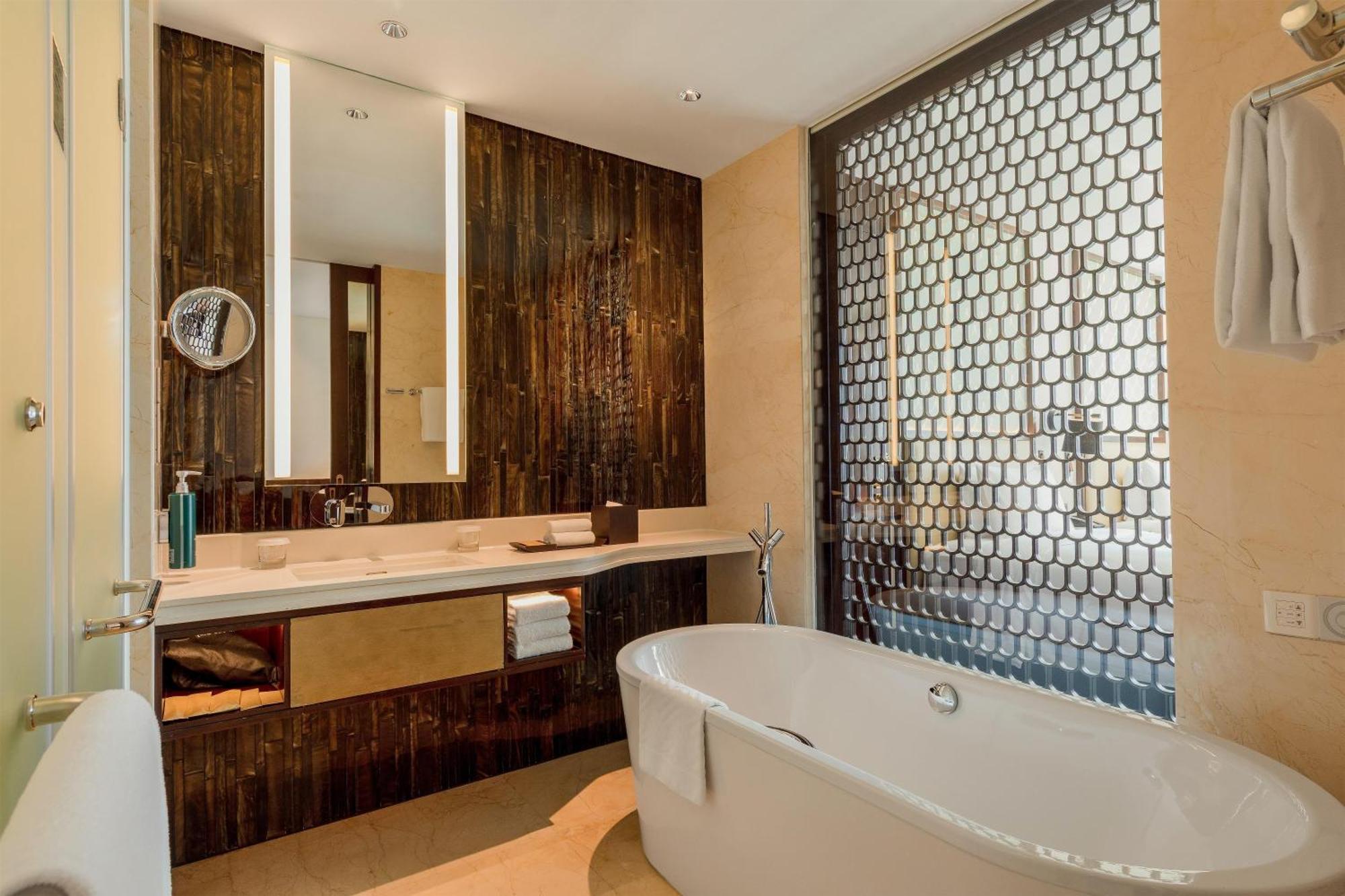 Executive Twin Room with Ocean View