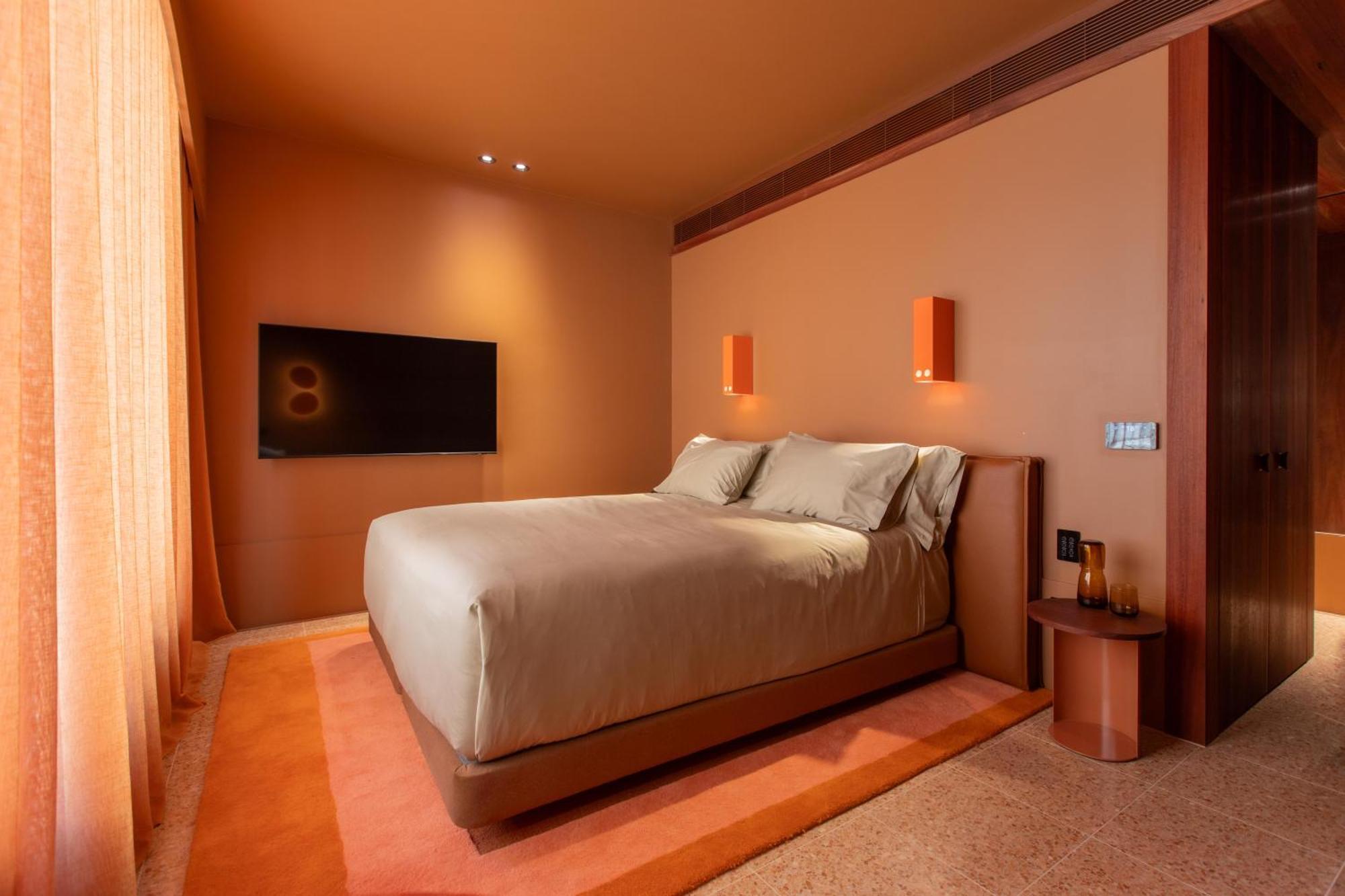 Standard Room Accessible