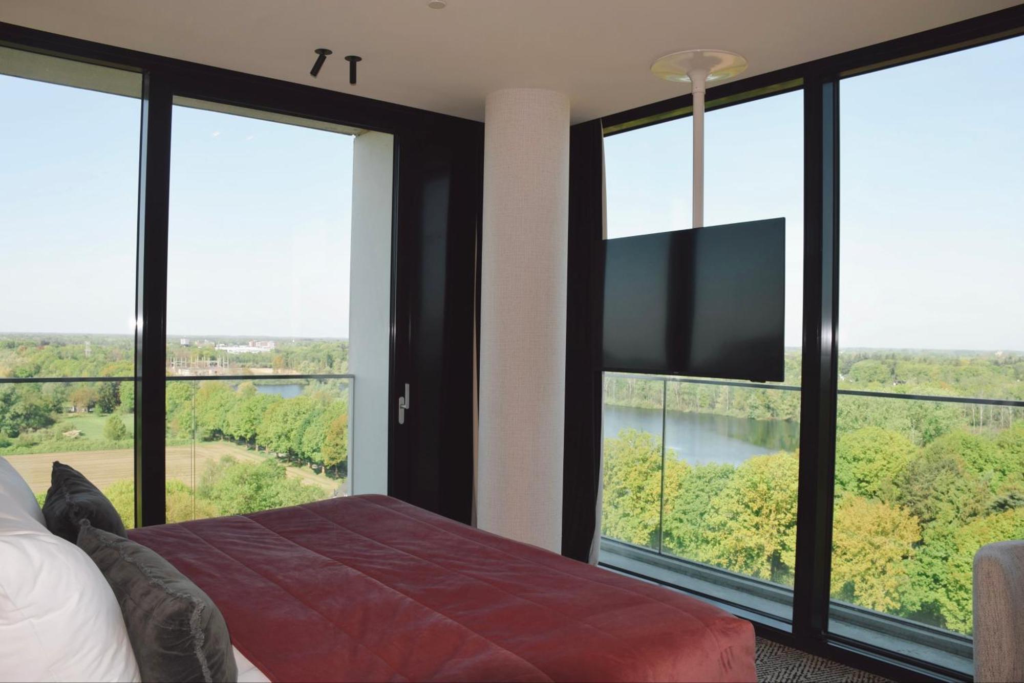 Deluxe Double Room Bath