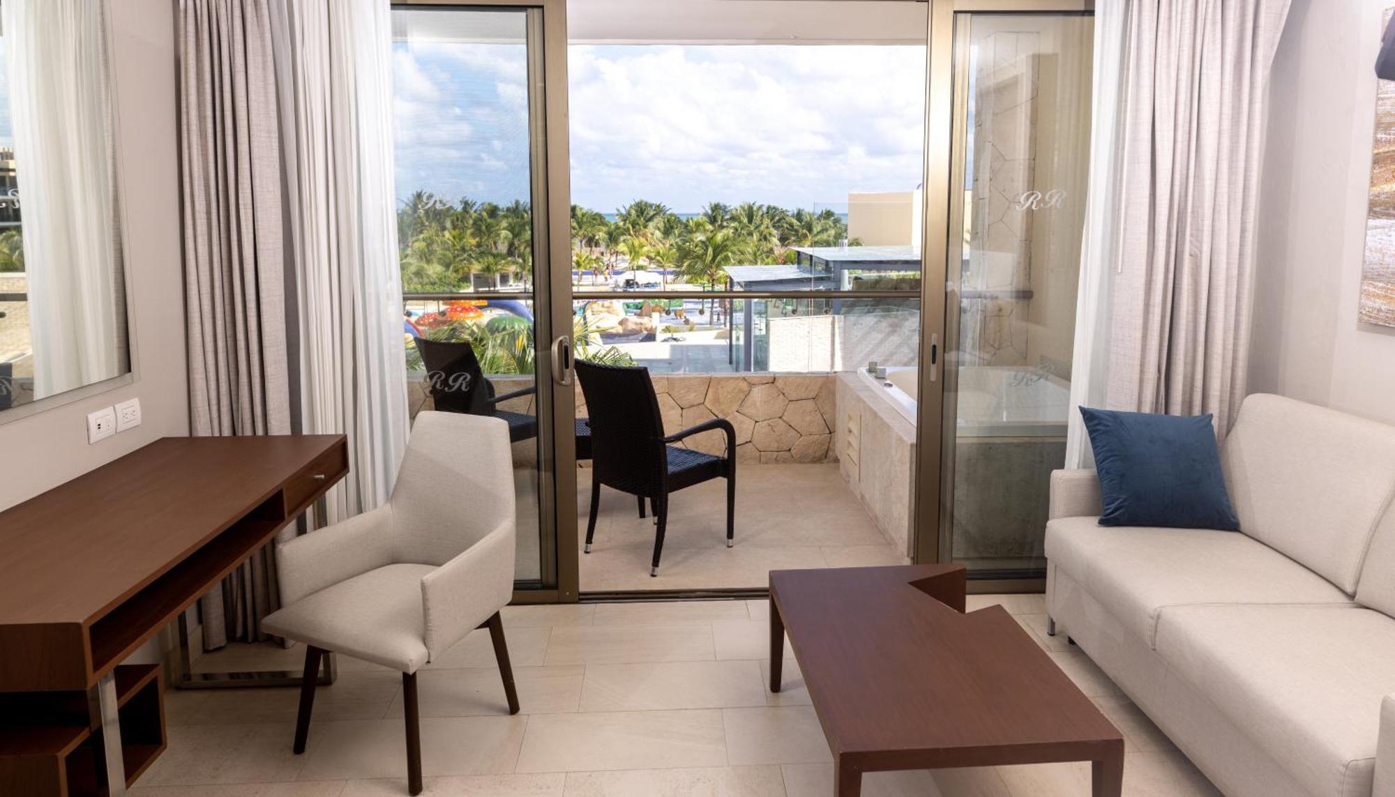 Luxury Suite Ocean View Terrace Jacuzzi