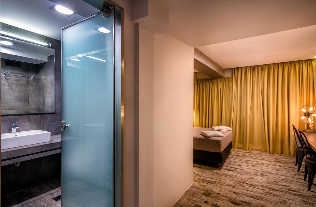 Triple Room,225340646:JPEG