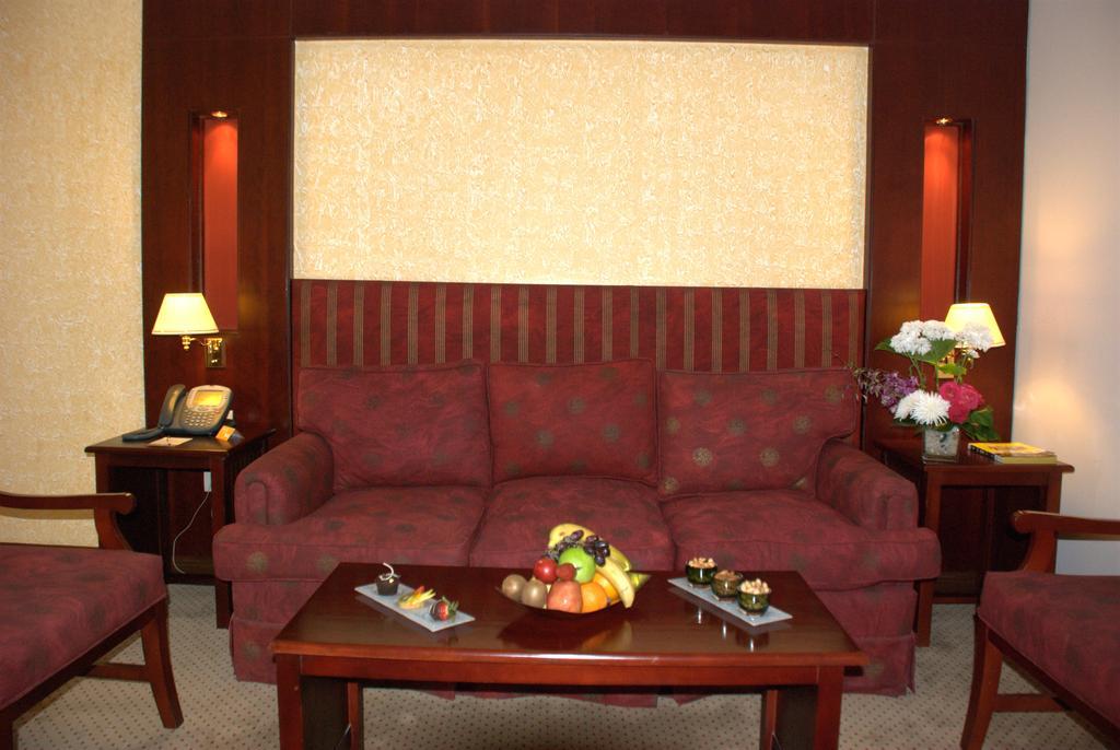 One-Bedroom Suite