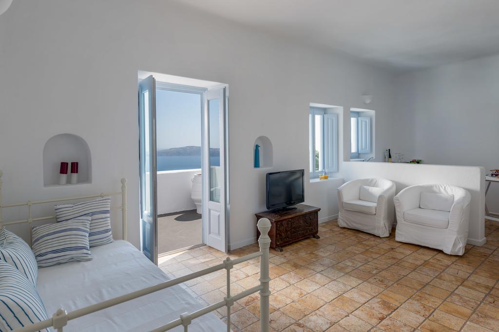 Two-Bedroom Cave Villa Hot Tub Caldera View Dolce Far Niente,404831481:JPEG