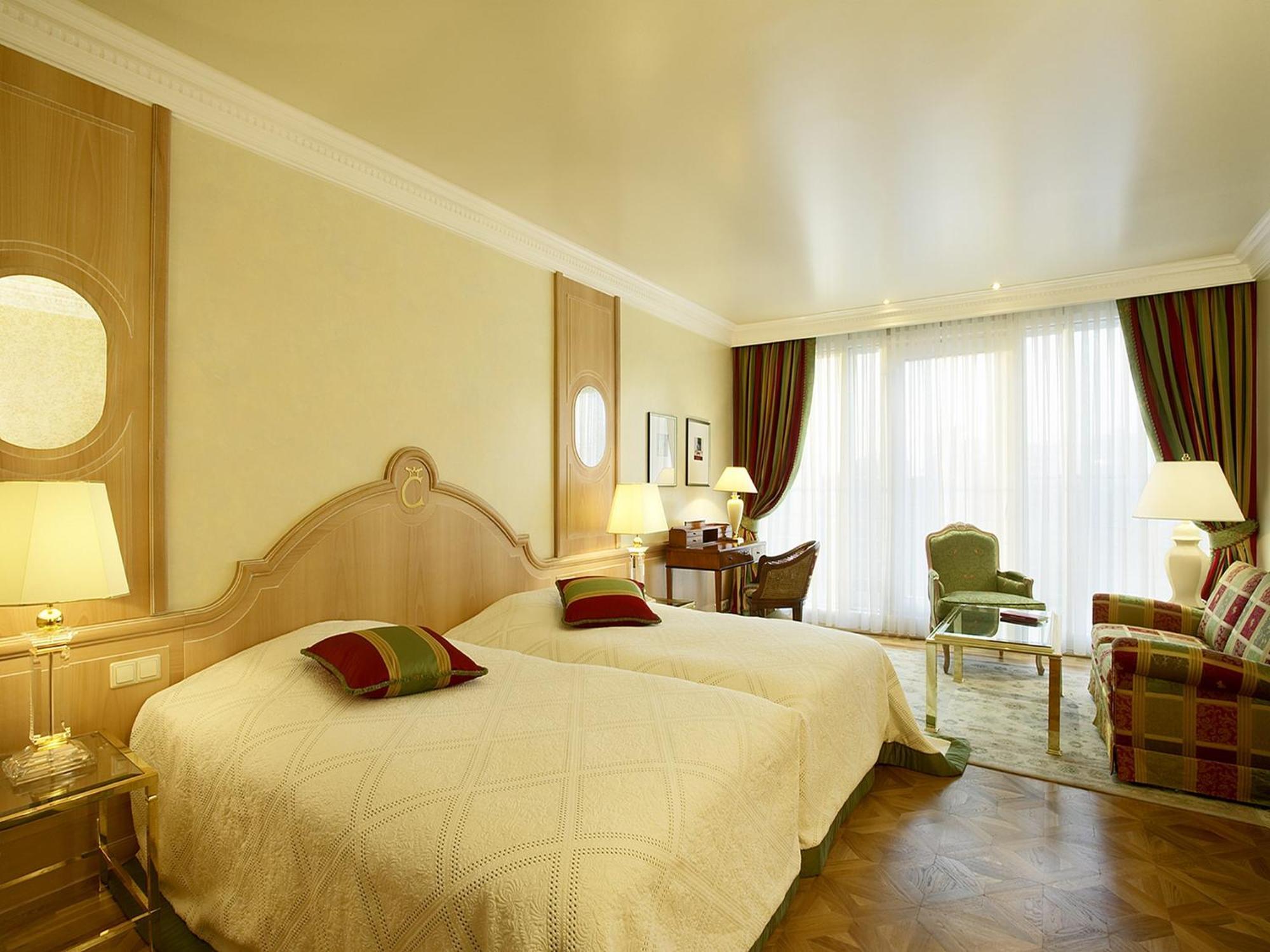 Superior Junior Suite
