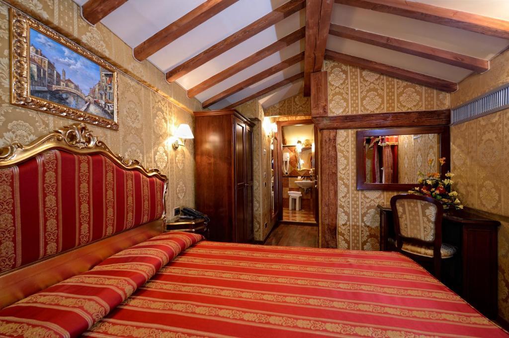 Habitación Doble Clásica