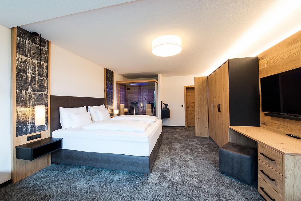 Double Room infrared cabin Balcony,664277043:JPEG