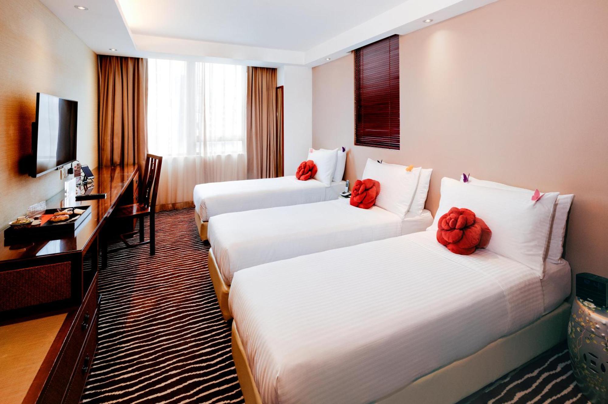 Triple Room