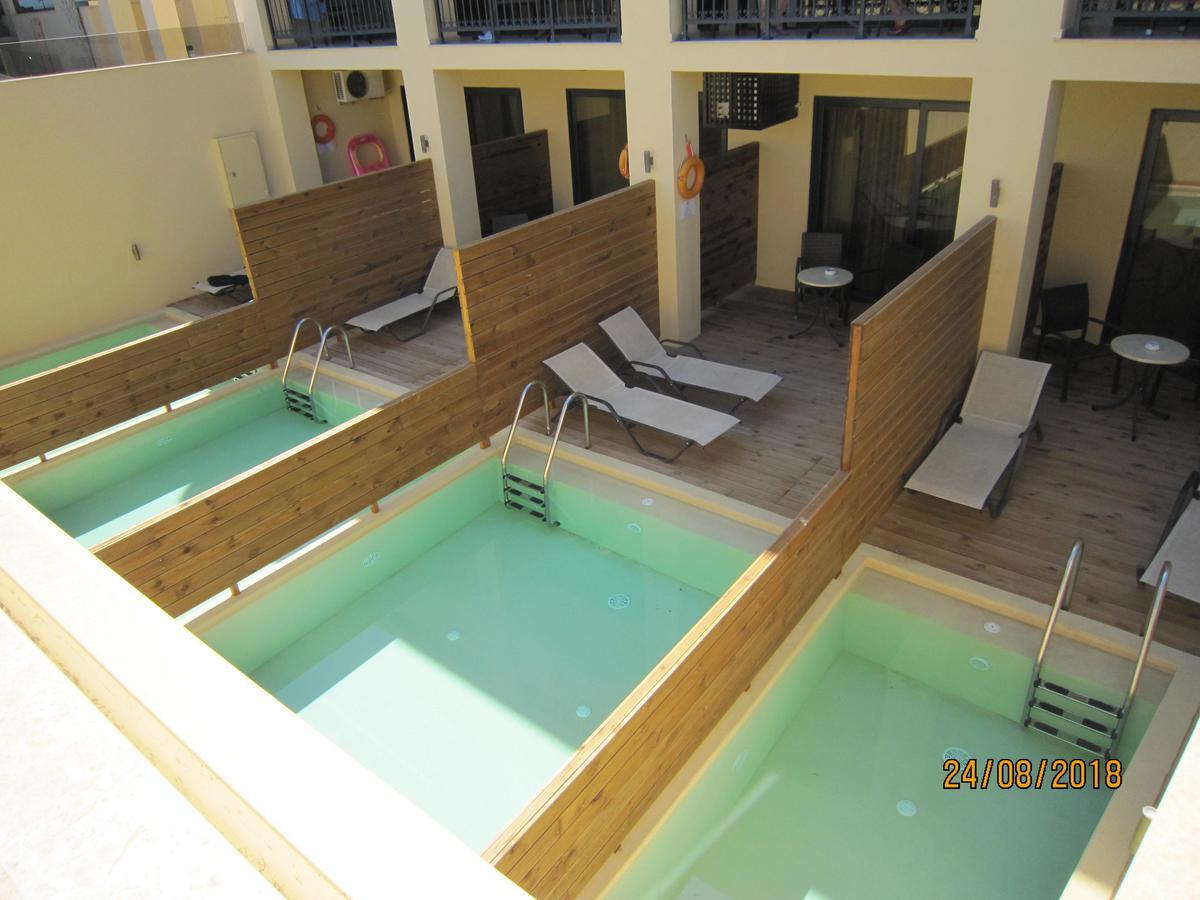 Superior Double Room Semi-Basement Private Pool,1248096256:JPEG