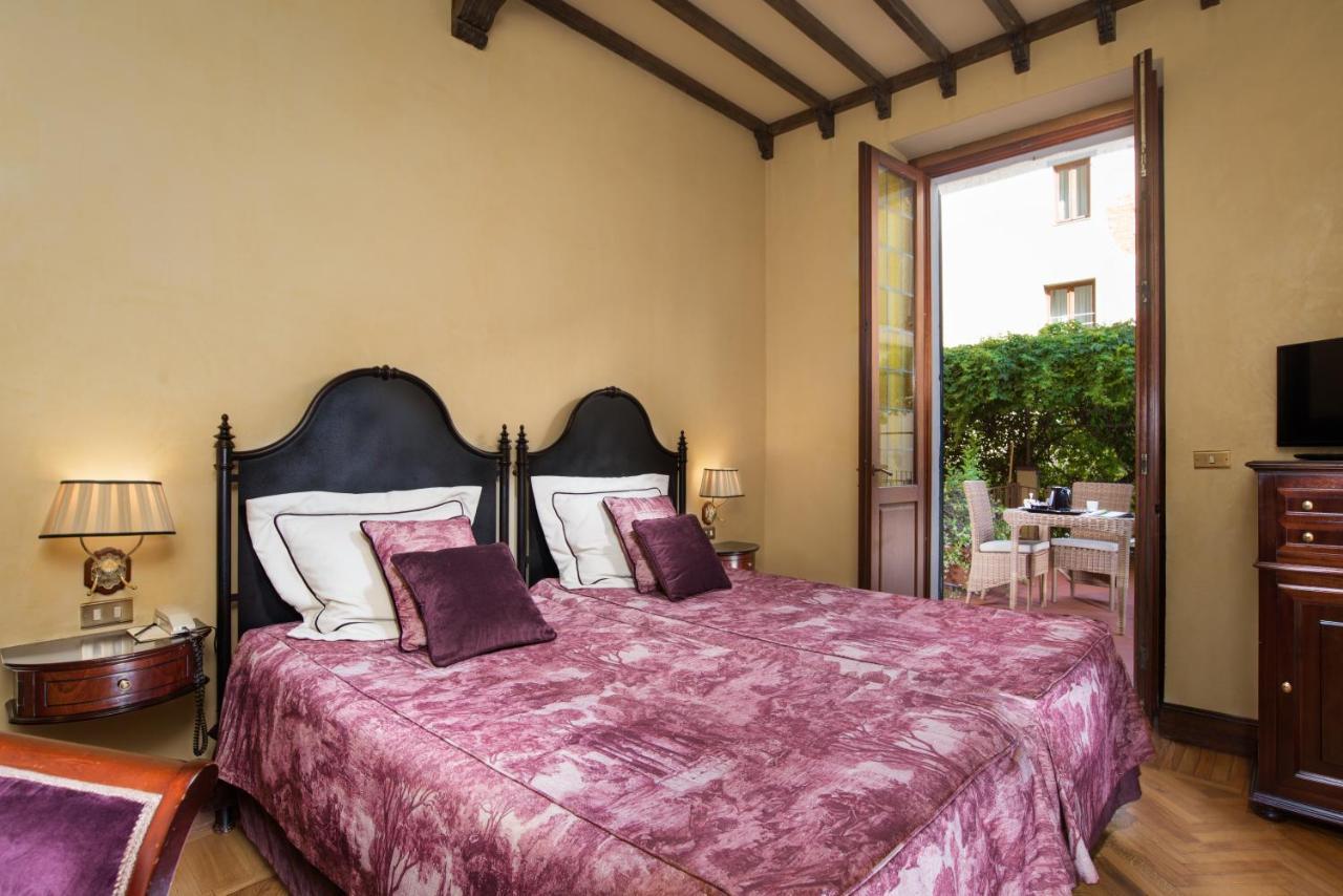 Double Room Patio