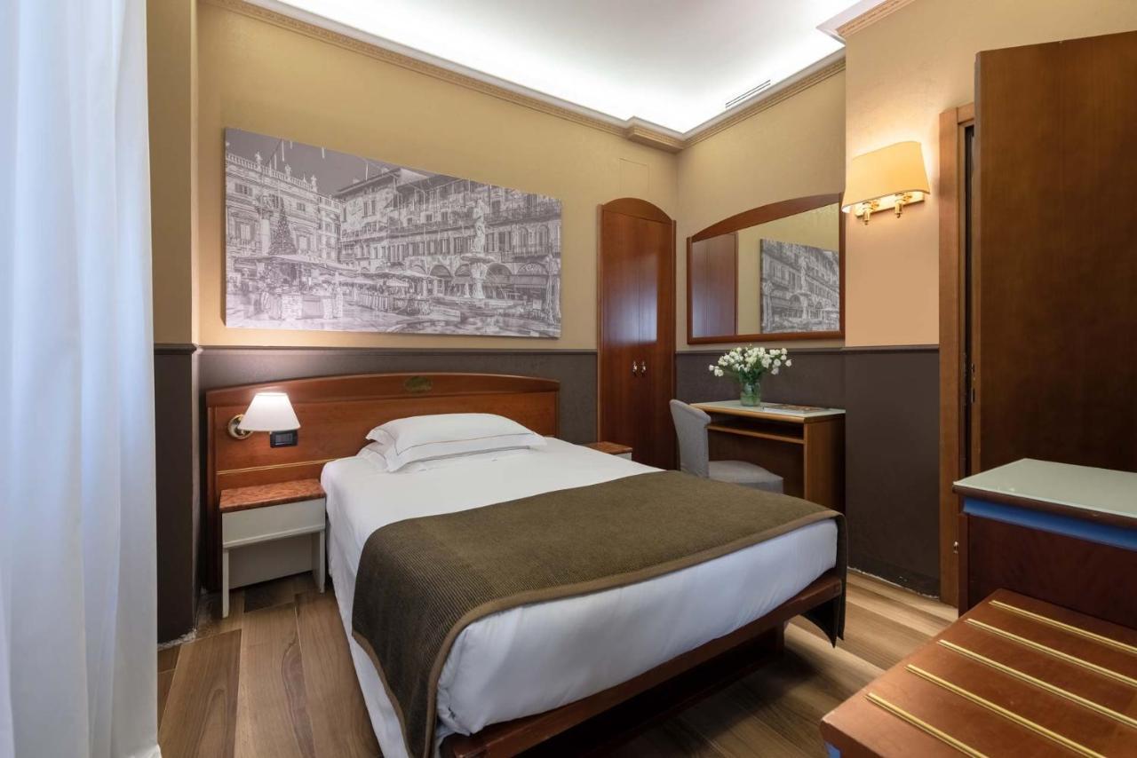 Small Double Room,1184963152:JPEG