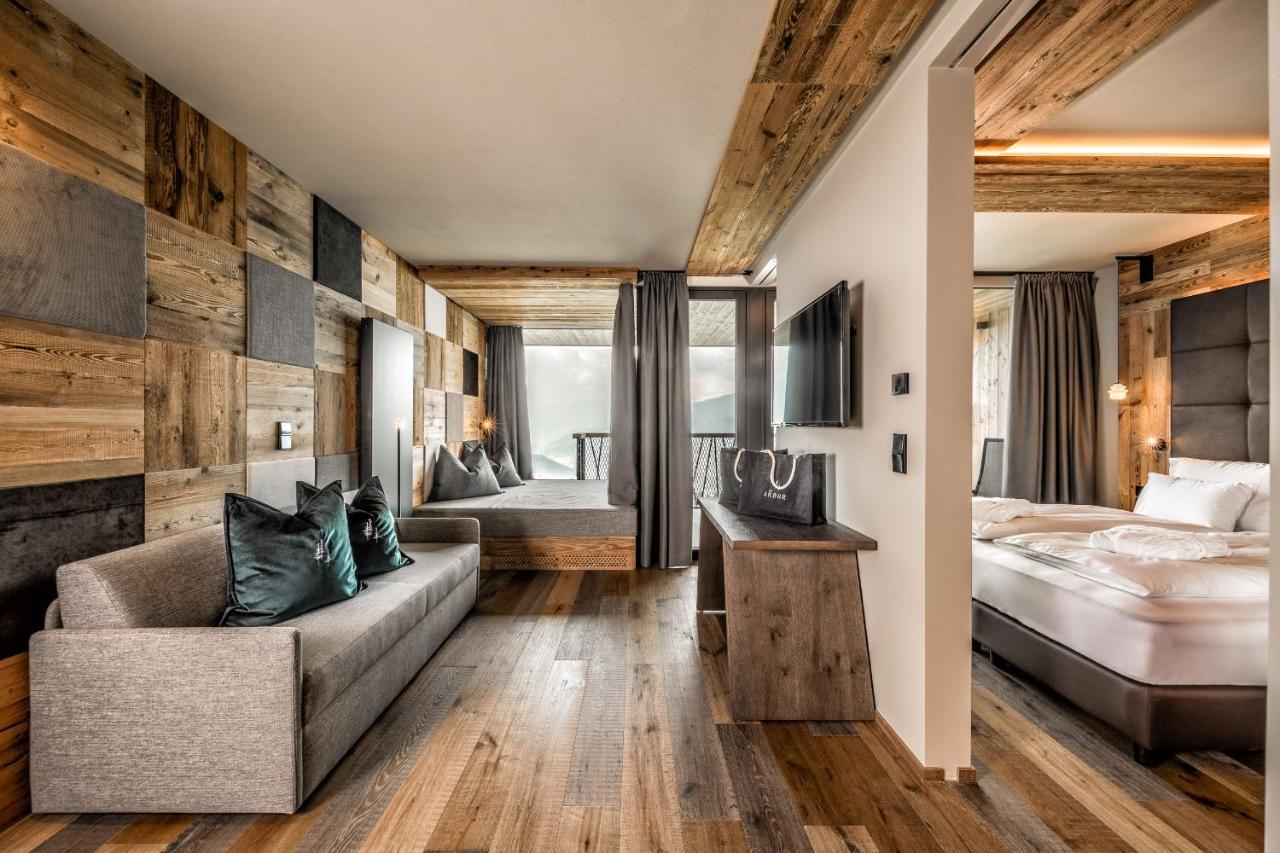 Suite Supérieure avec Balcon