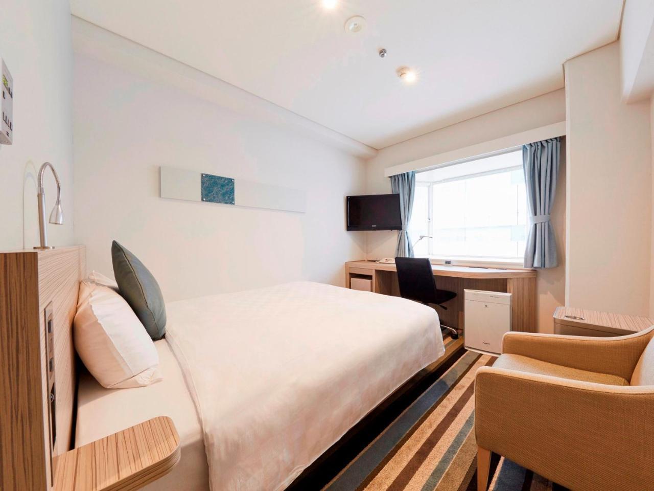 Small Double Room Lounge Access ＆ Complimentary Light Non-Smoking,756293422:JPEG