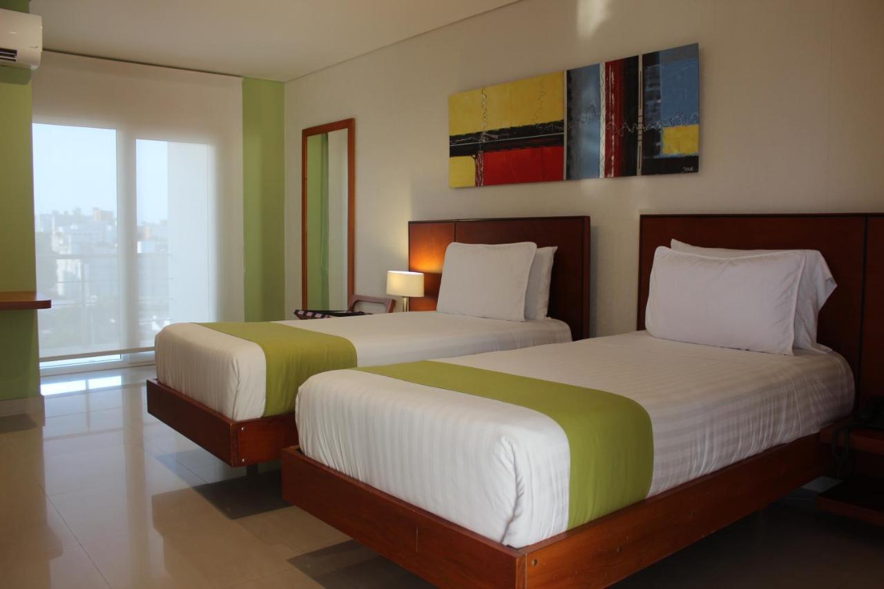 Quarto com 2 Camas de Solteiro
