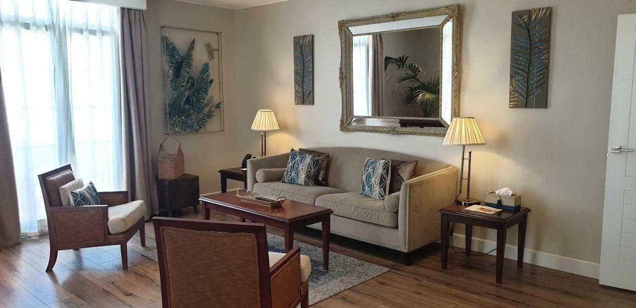 Suite con balcón y vistas al mar