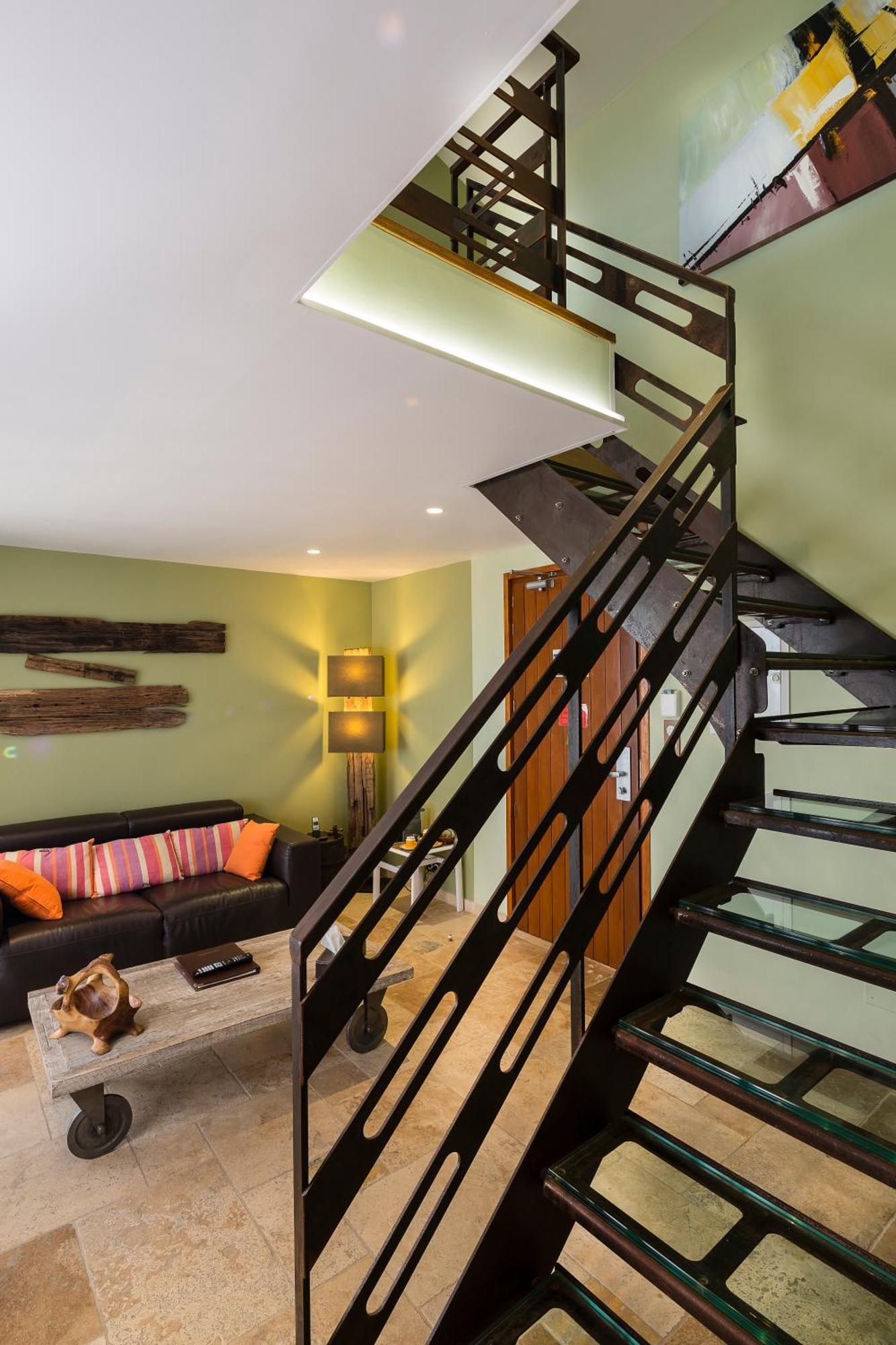 Junior Suite,1589147741:JPEG