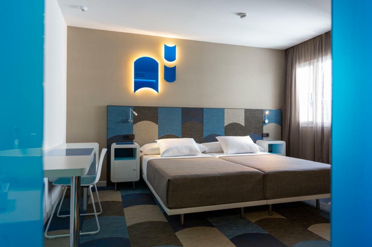 Double Room with Extra Bed (2 Adults + 1 Child)