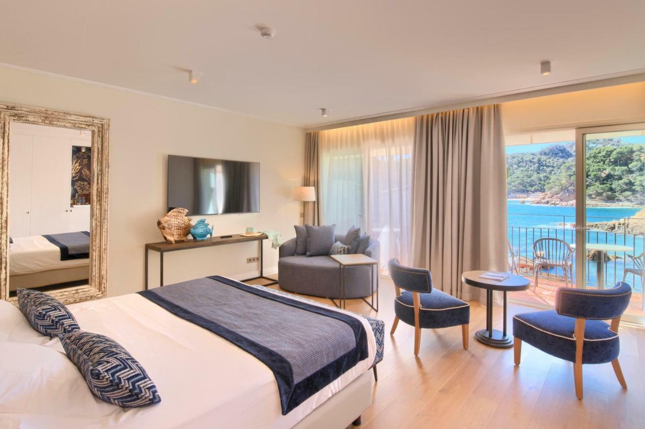 Double or Twin Room Terrace Sea or Beach View