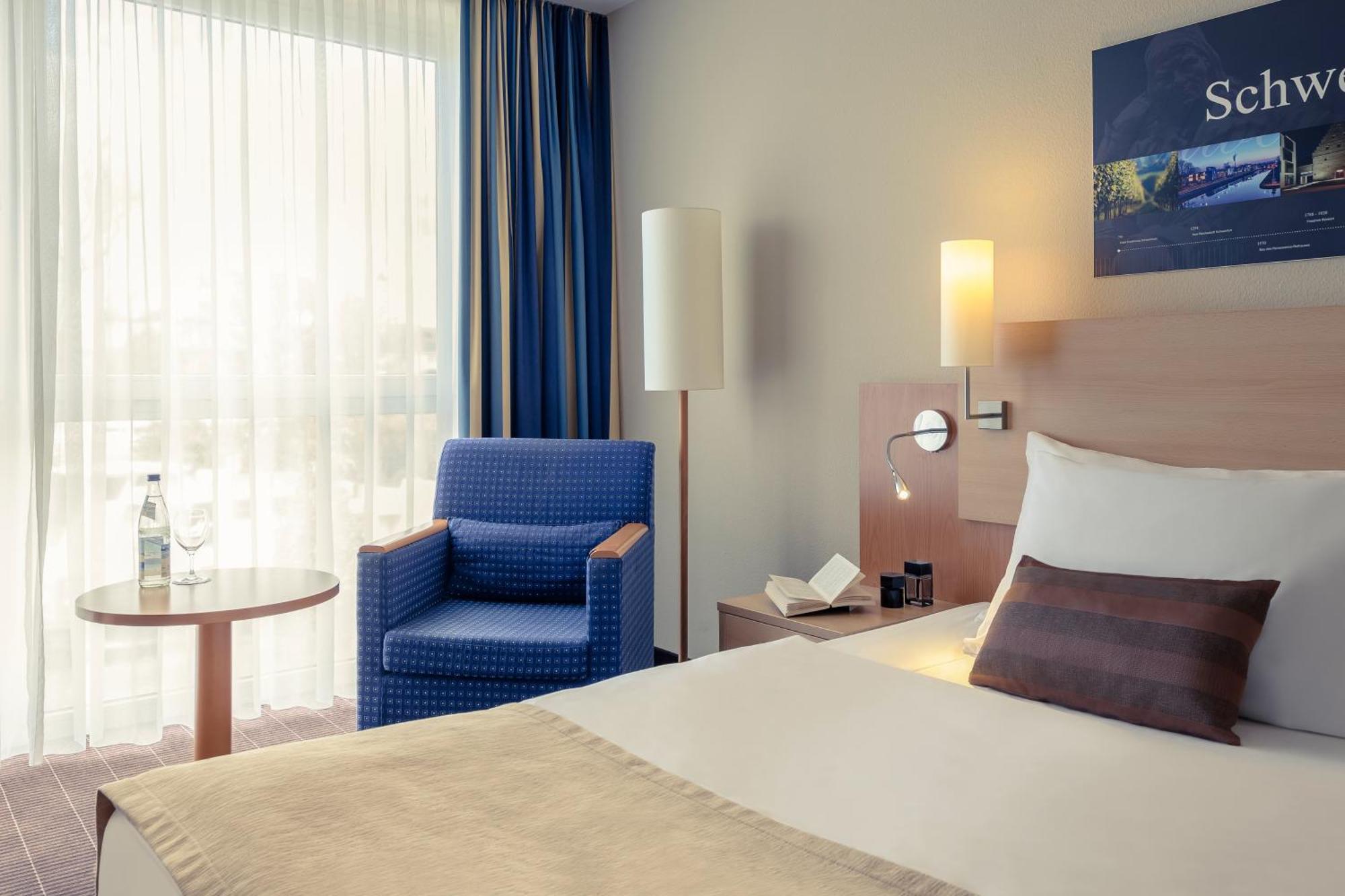 Standard Twin Room,702325924:JPEG