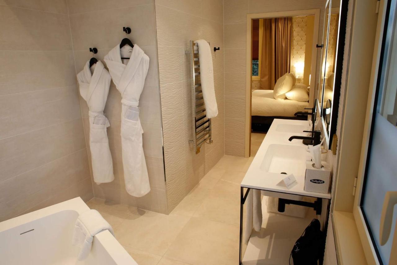 Superior Double Room  and Spa Access (reservation needed)