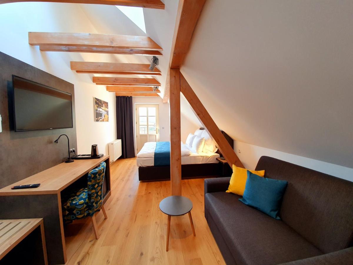 Doppelzimmer mit Patio