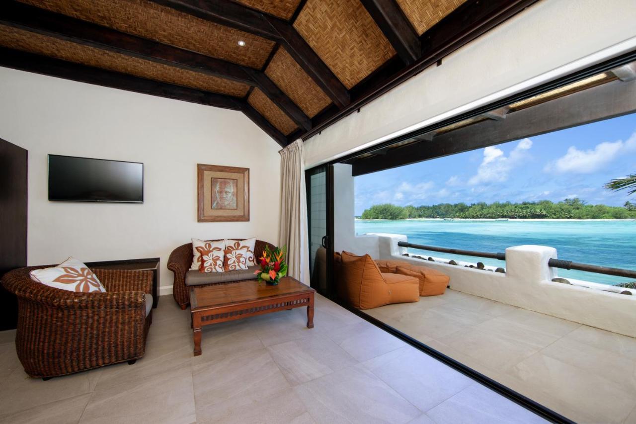 Premium Beachfront Suite