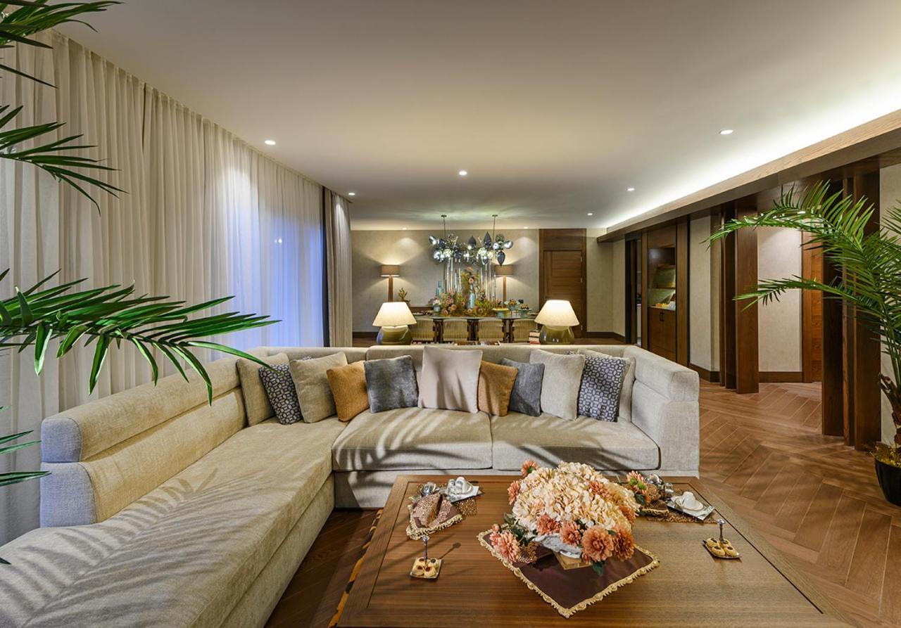 Presidential Suite with King Size Bed, Forest View