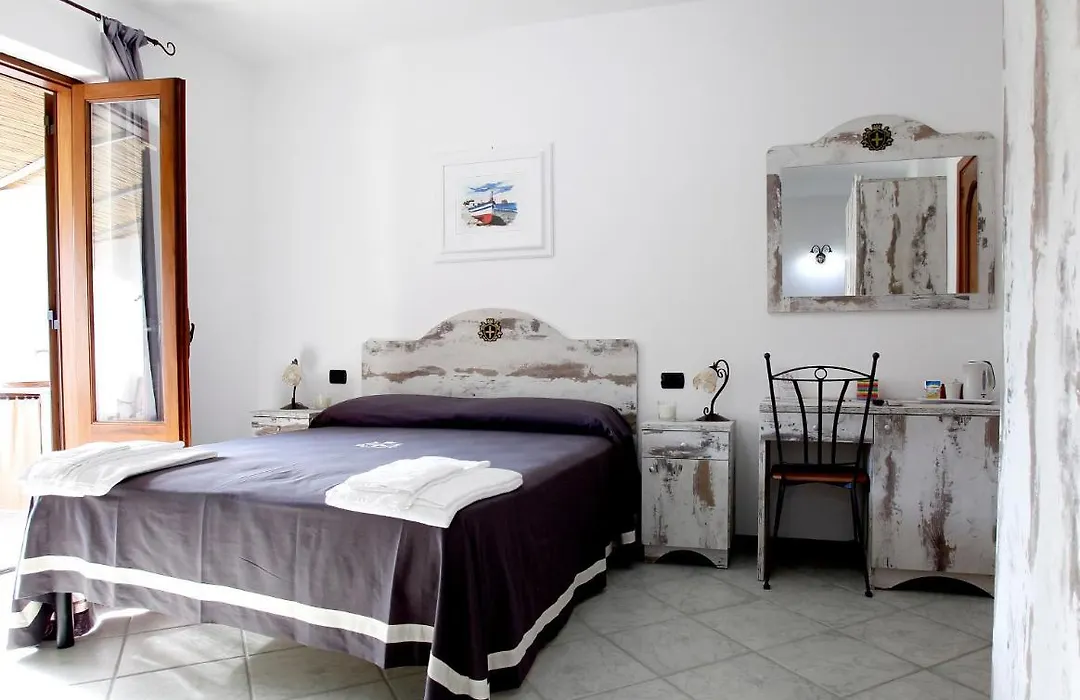 Luxury Room Vittorio Emanuele II-1
