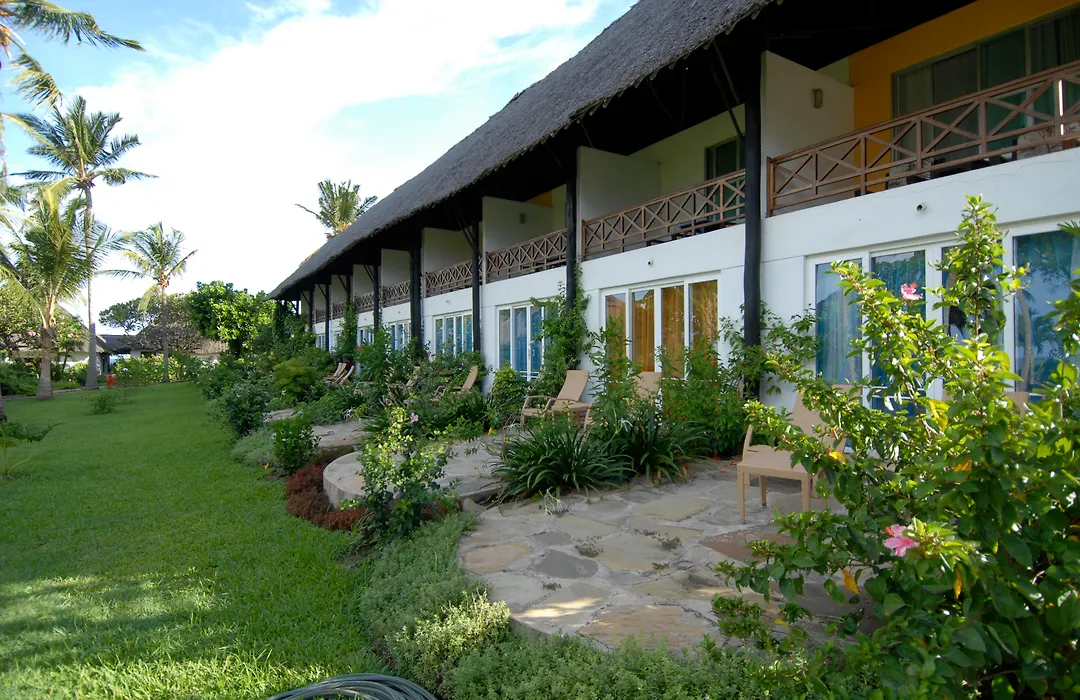 Leopard Beach Resort And Spa-1