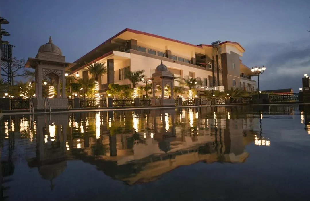 Dhauladhar Heights Resort-1