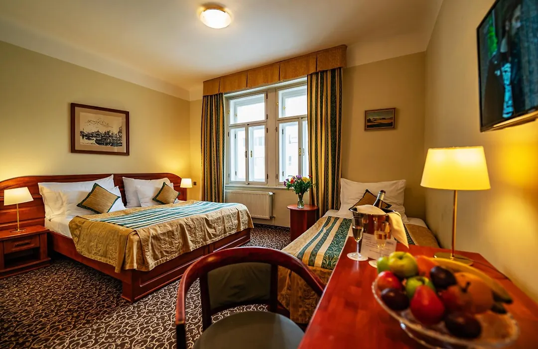Hotel U Divadla - Czech Leading Hotels-1