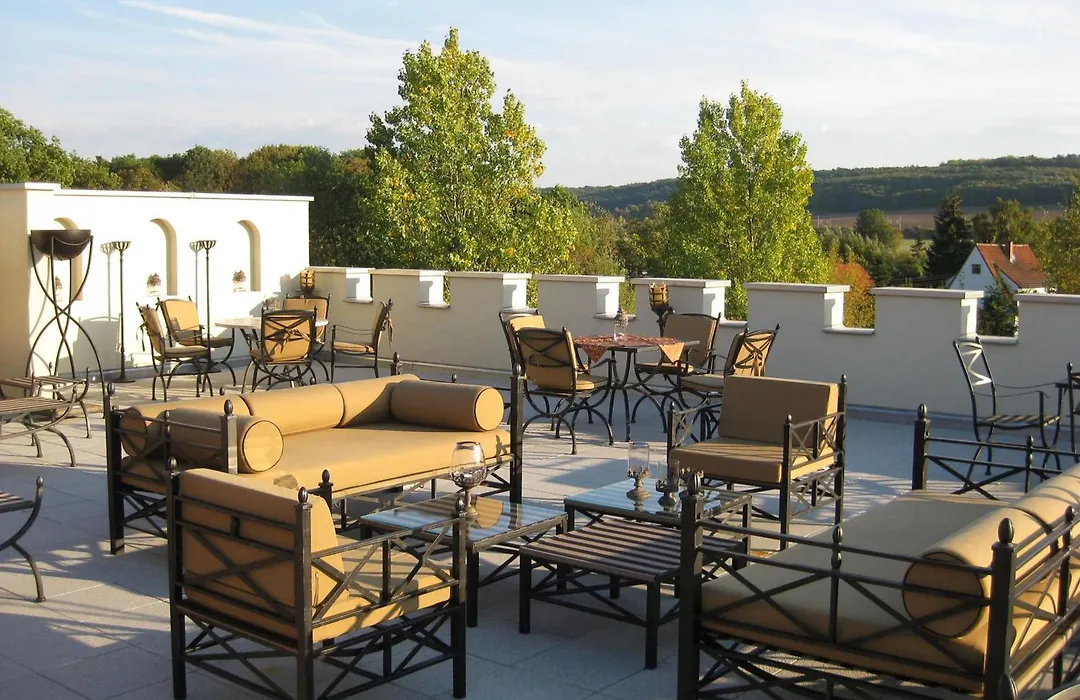 Burg Hotel Romantik-1