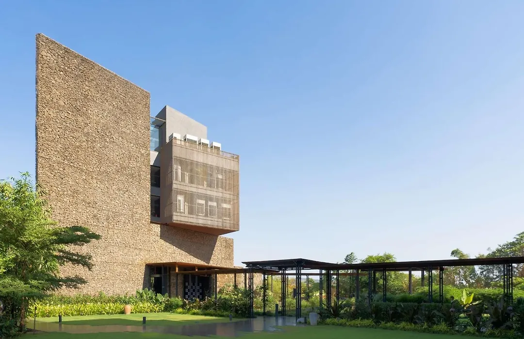 Radisson Resort And Spa Lonavala-1