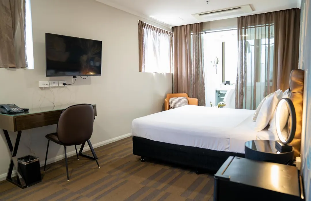 57Hotel-1