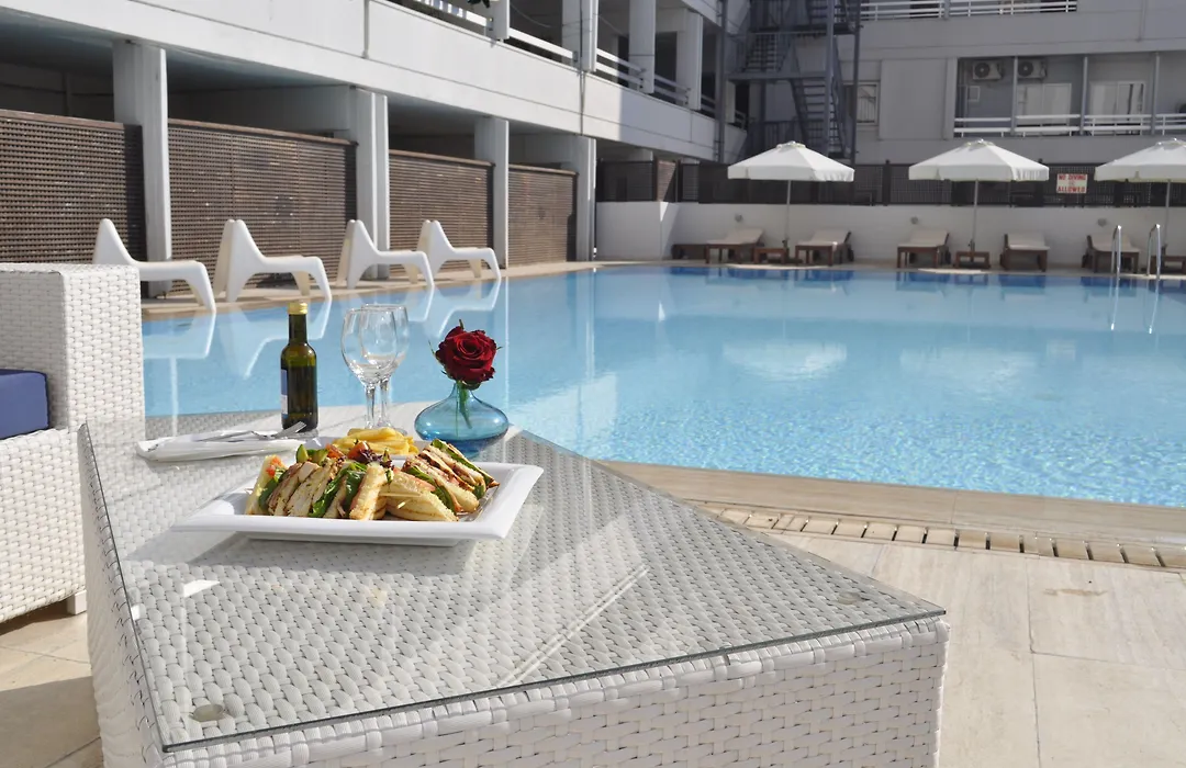 Sun Hall Hotel-1