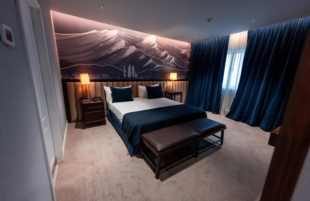 Naindo Park Hotel-1