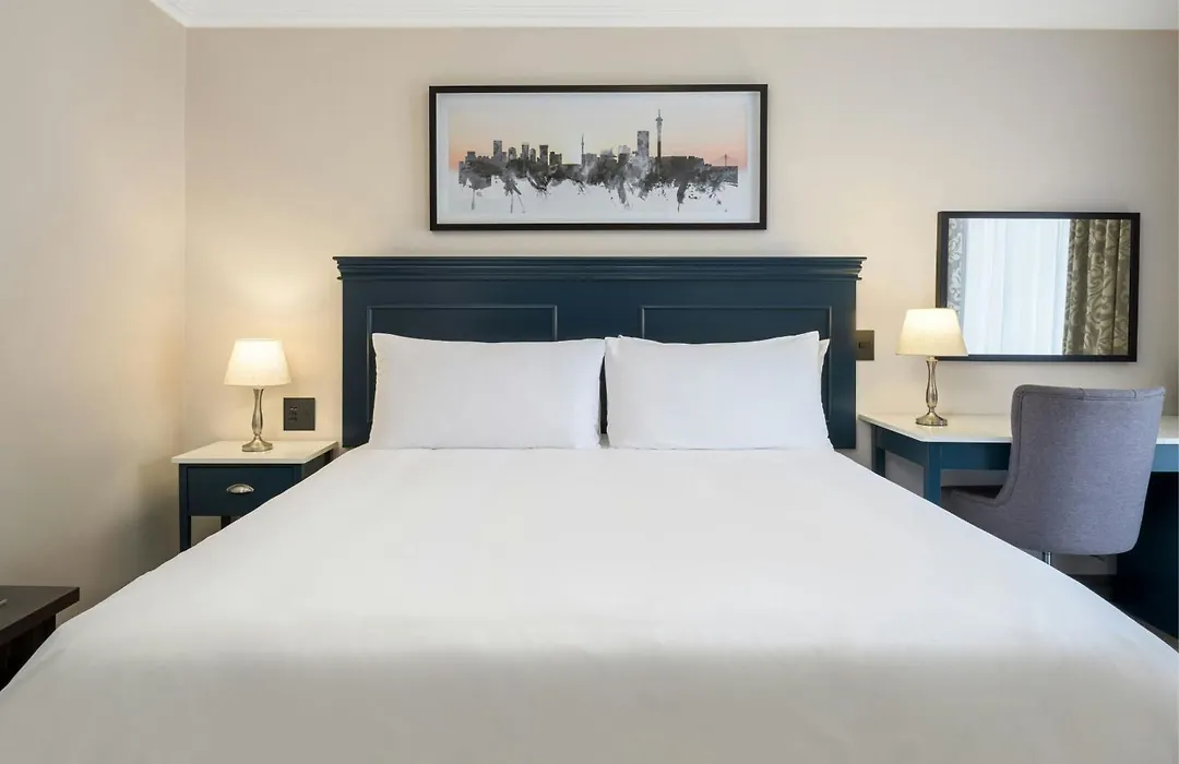 Protea Hotel By Marriott Johannesburg Balalaika Sandton-1